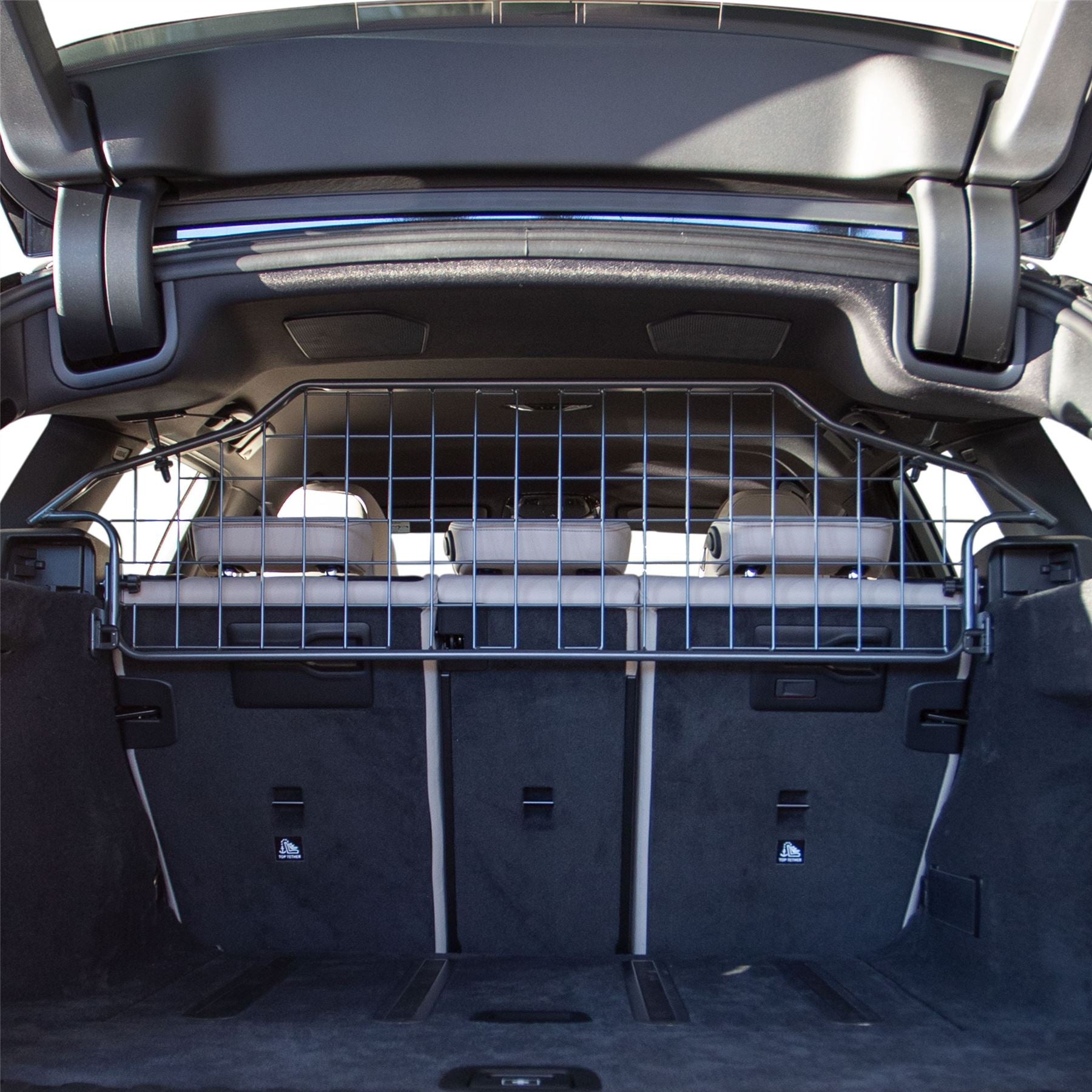 BMW 3 Series Dog Guard (2023-on)