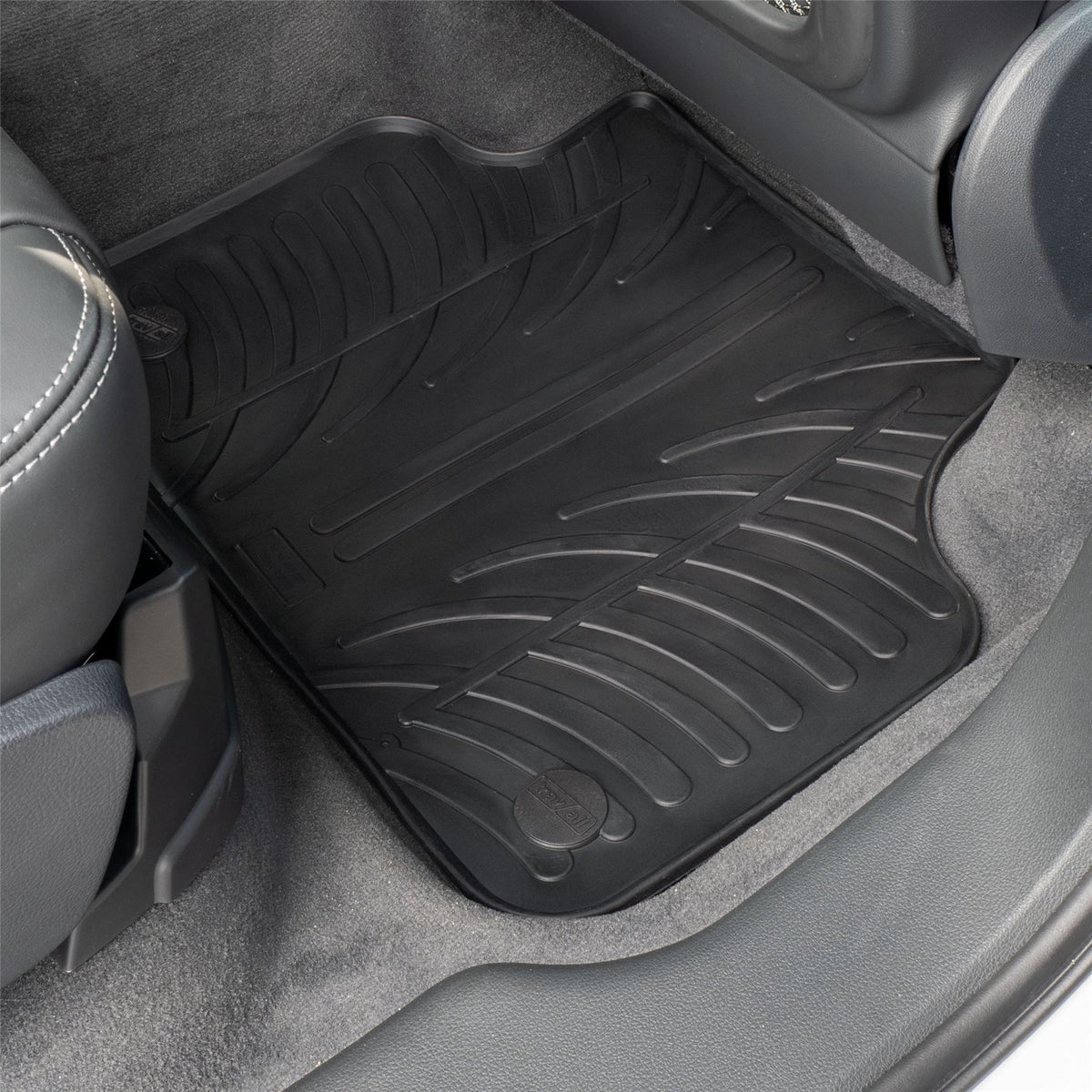 Mattes de voitures en caoutchouc Audi Q8 (2018-on)