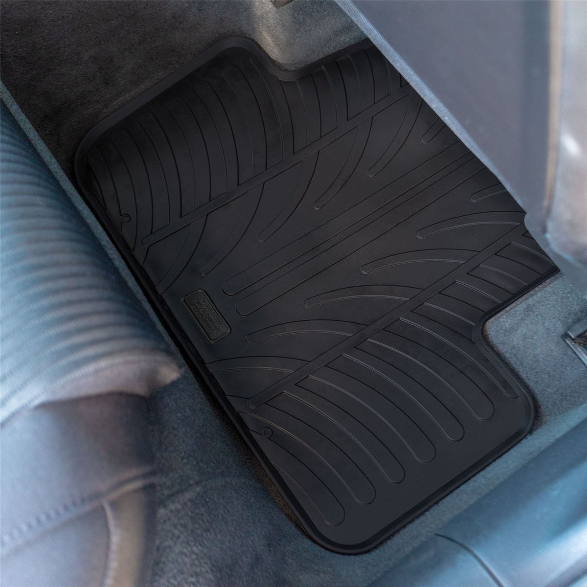Mattes de voitures en caoutchouc Audi A4 (2012-2015)