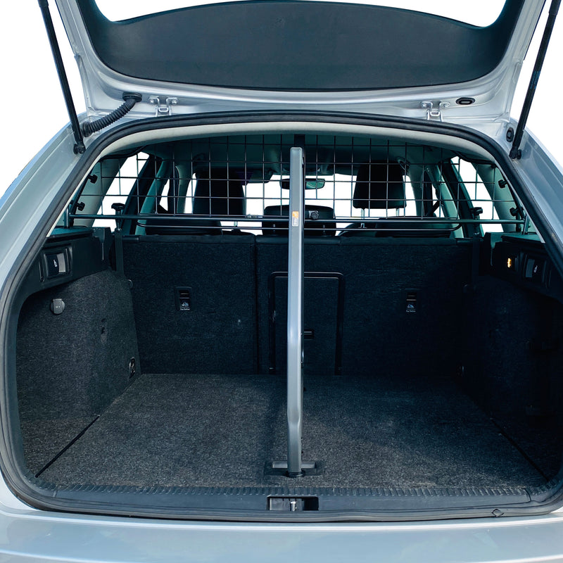 Travall Dog Guard Skoda Octavia Estate 2013- With Roof Hatch | Dog