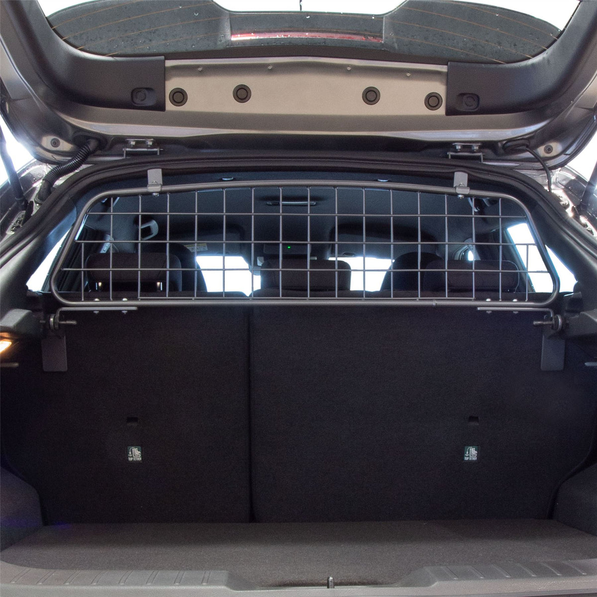 Nissan Juke Dog Guard (2019-on)